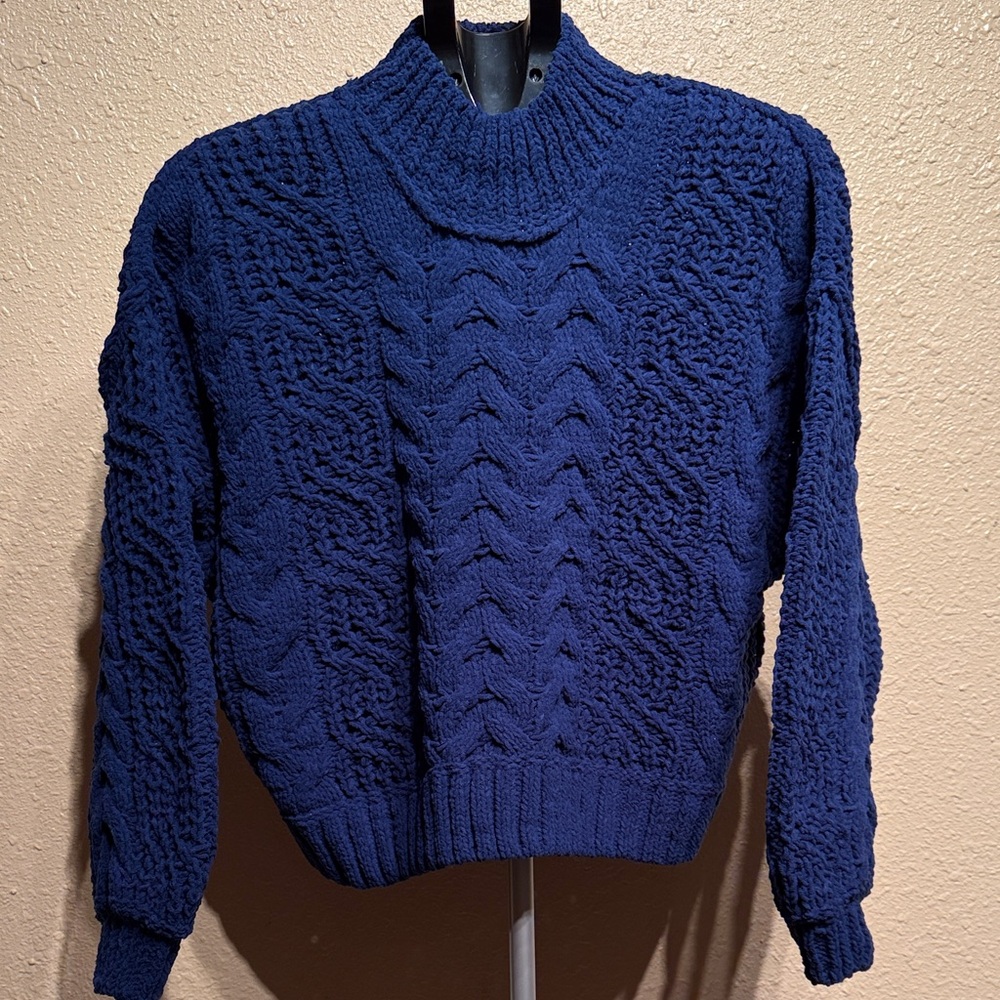 Navy blue cable knit crochet baby soft mock neck sweater women’s small NEW - Picture 3 of 8